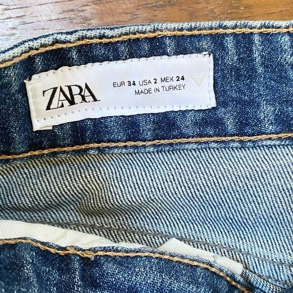 ZARA jeans Mid Rise Straight leg Medium Blue Wash 2X26 - Picture 7 of 12